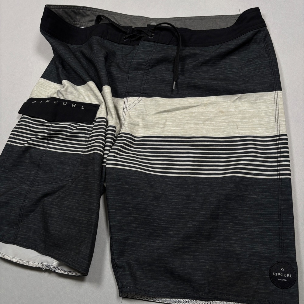 Rip Curl Board Shorts Mens 38 Black Striped Surf Swim Trunks CB297